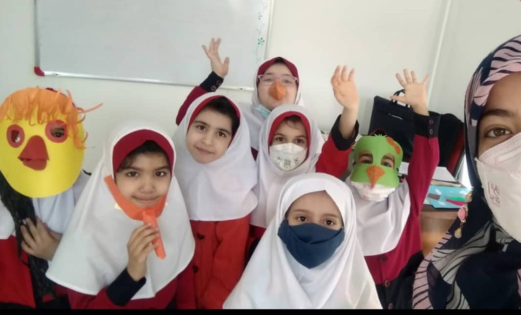 نمایش تمیز باش عزیز باش دانش آموزان کلاس دوم